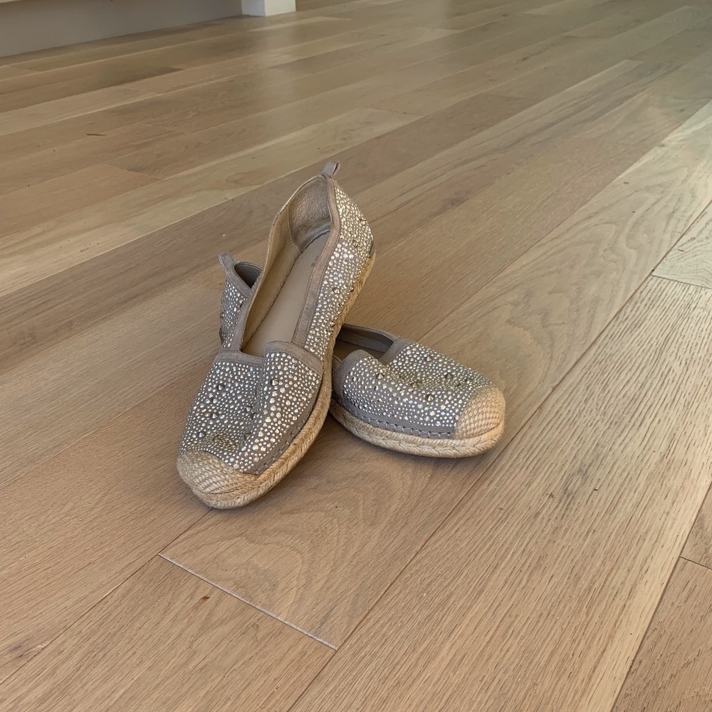 Stuart Weitzman Rockon Studded Espadrilles Leather